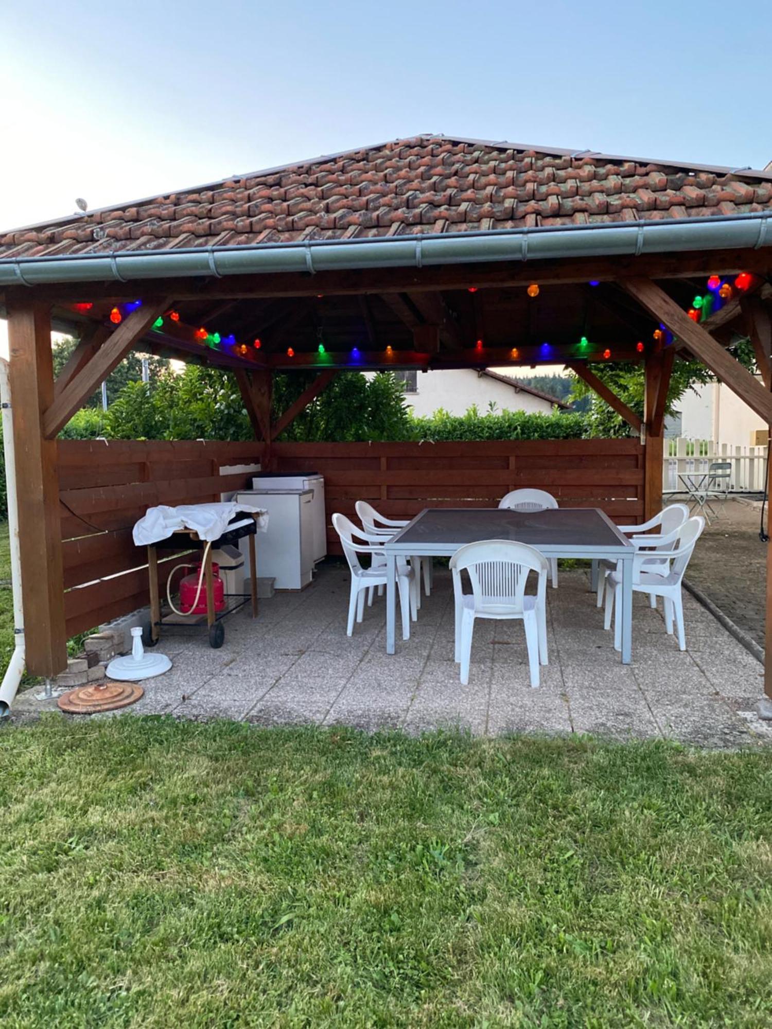 Appartement Au Coeur Des Vosges à Laval-sur-Vologne Extérieur photo